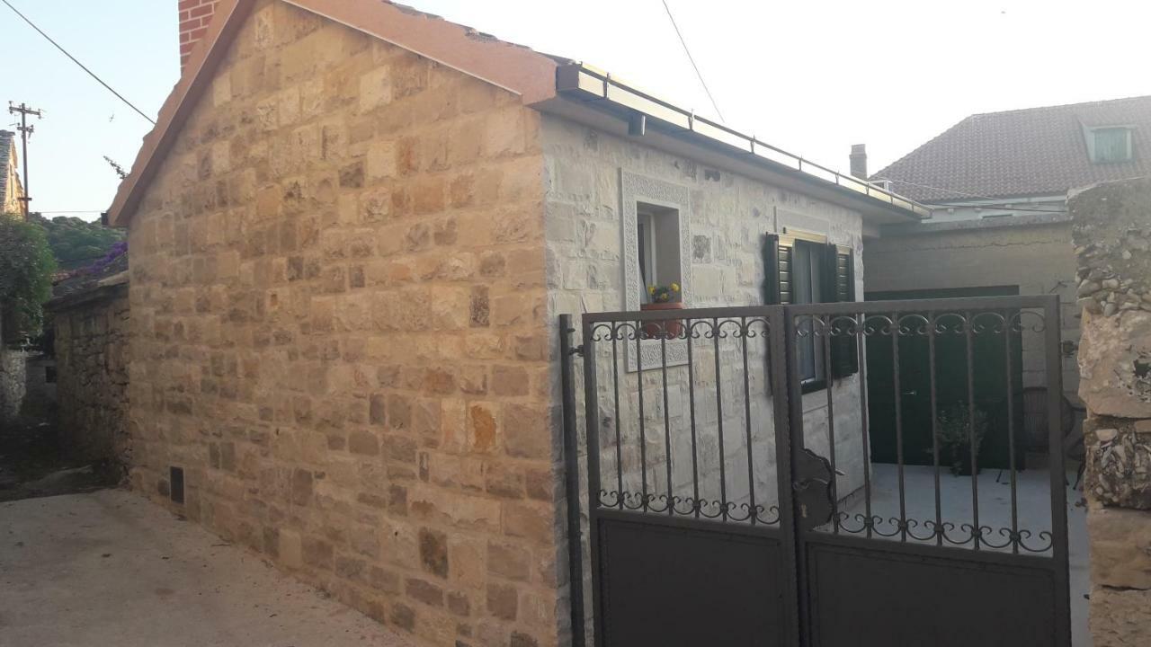 Studio Apartment Matoni Postira Kültér fotó